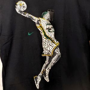 Rare Vintage LeBron mosaic dunkman shirt XL